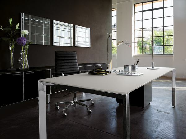 Latające biura: o mobilnych stołach i firmowych patentach na przestrzeń